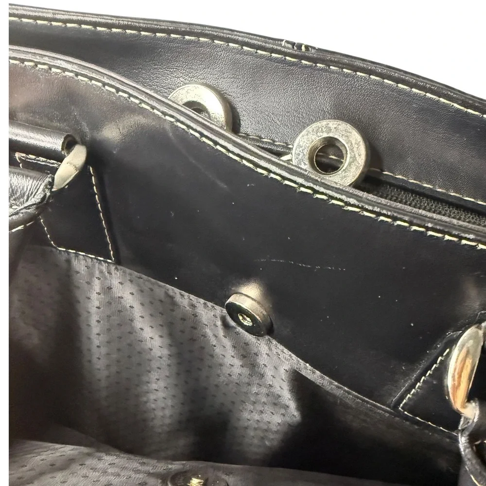 Targus Ladies Deluxe Tote Series Black Leather Laptop Commuter Bag